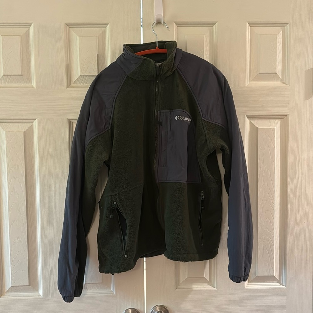 Men's Columbia Vertex fleece jacket. Size xlarge. Good used condition.